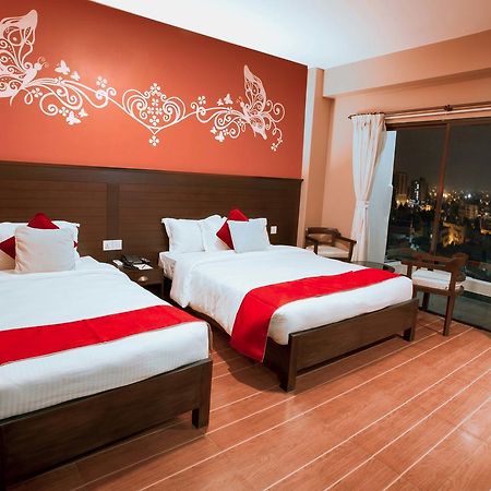 Hotel City Park Pokhara Dış mekan fotoğraf