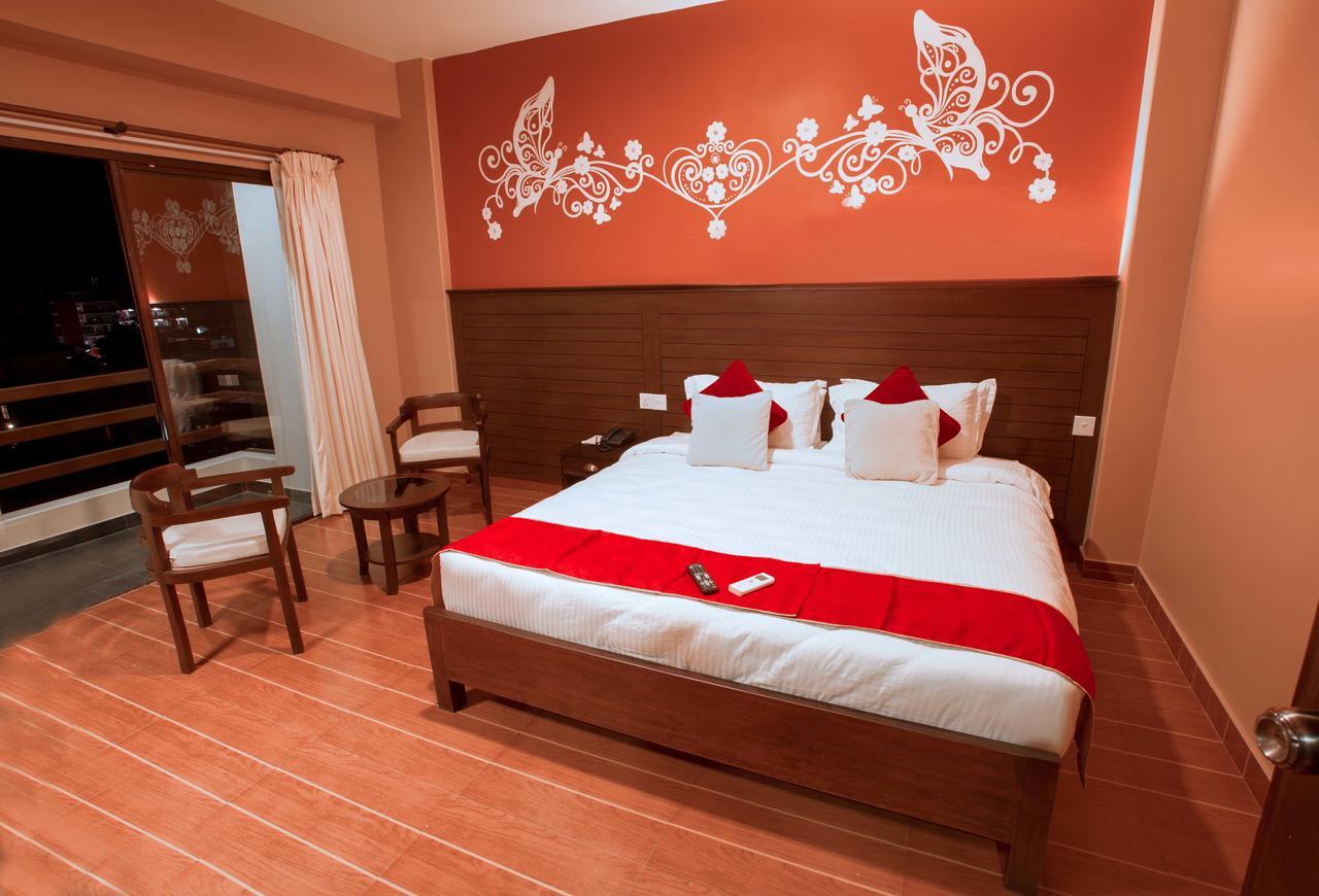 Hotel City Park Pokhara Dış mekan fotoğraf
