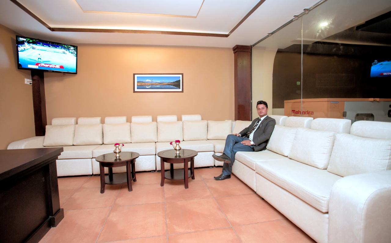 Hotel City Park Pokhara Dış mekan fotoğraf