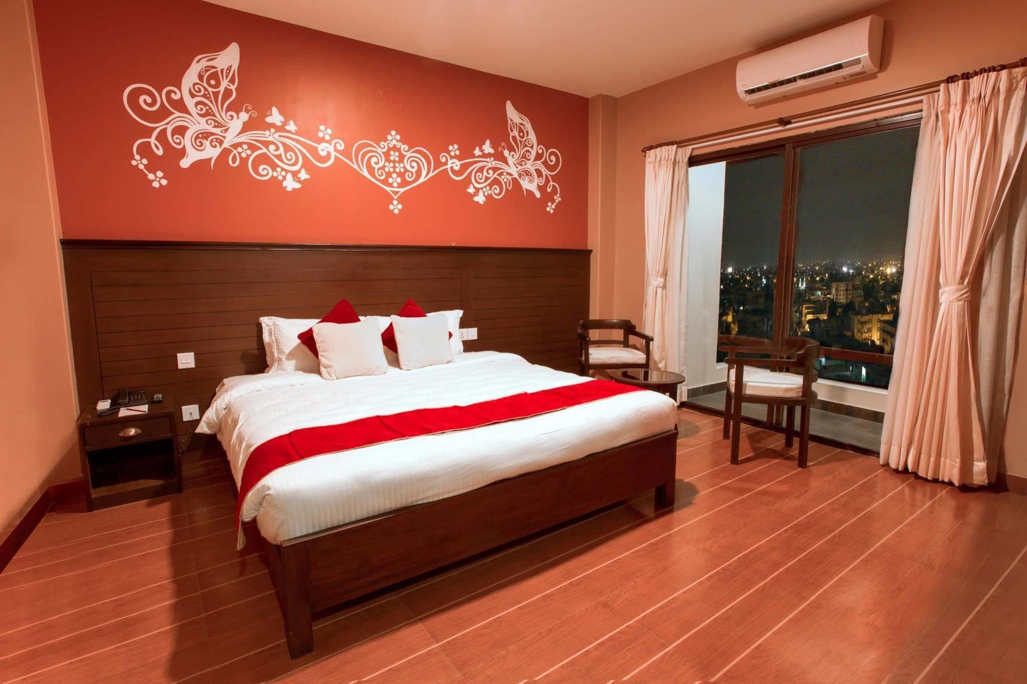 Hotel City Park Pokhara Dış mekan fotoğraf